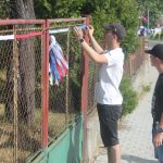 Kovářov už žije čtvrtečním mistrovstvím v cyklistice. Žáci školy vyzdobili ulice