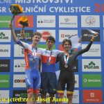 Společné mistrovství ČR a SR v silniční cyklistice odstartovalo časovkou v Kovářově