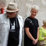 Pojď, zve Lenka Herzogová na výstavu plnou svěžích barev do Galerie Hláska