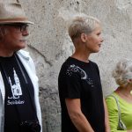 Pojď, zve Lenka Herzogová na výstavu plnou svěžích barev do Galerie Hláska