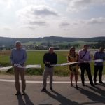 Nebezpečnou zatáčku před Číměří nahradila nová silnice