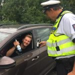 Policejní akce odhalila za volantem ženu bez řidičského průkazu. V autě vezla tři děti a psa