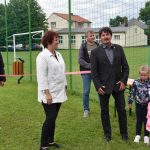 V Hrazánkách děti nadšeně zkoumaly nové hřiště