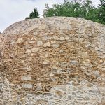 Prachatice se pyšní opravenou baštou mezi Hradební a Horní ulicí