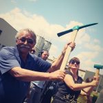 Ministr Baxa se v Letech omluvil za liknavost předchůdců. Začíná demolice vepřína