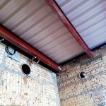 Oprava budějovické nádražní budovy se o desítky milionů prodražila. První část se otevře za půl roku