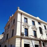 Oprava budějovické nádražní budovy se o desítky milionů prodražila. První část se otevře za půl roku
