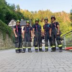 Jihočeští hasiči se vrací z boje s požárem ve Hřensku domů