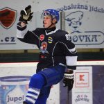 VIDEO: Milevsko v první přípravě nezvládlo úvod. Nakonec táborské juniorce podlehlo na nájezdy