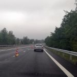Řidiči u Třeboně se musí obrnit trpělivostí. Dopravu na opravované silnici řídí semafory, tvoří se kolony