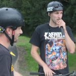 V Milevsku otevřeli pumptrackovou dráhu exhibicí známých bikerů