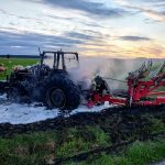 U Třeboně shořel traktor. Škoda se vyšplhala na čtyři miliony korun