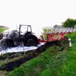 U Třeboně shořel traktor. Škoda se vyšplhala na čtyři miliony korun