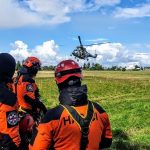 Letečtí záchranáři trénovali v Novém Vrátě záchranu lidí z komína