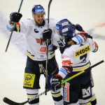 Motor doma smázl šesti góly Litvínov a dál se vyhřívá na čele extraligy