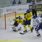 Vítězný vstup do sezony! Kohouti si poradili s pražskou Kobrou