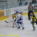 Vítězný vstup do sezony! Kohouti si poradili s pražskou Kobrou