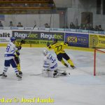 Vítězný vstup do sezony! Kohouti si poradili s pražskou Kobrou