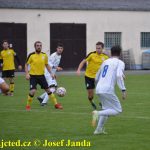 Rozhodčí nestačil tahat žluté karty! O výhře Dražic nad Milevskem rozhodl jediný gól