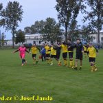 Rozhodčí nestačil tahat žluté karty! O výhře Dražic nad Milevskem rozhodl jediný gól