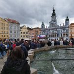 Tisíc lidí přišlo vyjádřit svoji nespokojenost na náměstí Přemysla Otakara