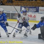 VIDEO: Kohouti otočili dvoubrankové manko a potěšili diváky další vítěznou lodičkou