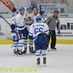 VIDEO: Kohouti otočili dvoubrankové manko a potěšili diváky další vítěznou lodičkou