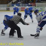 VIDEO: Kohouti otočili dvoubrankové manko a potěšili diváky další vítěznou lodičkou