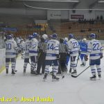 VIDEO: Kohouti otočili dvoubrankové manko a potěšili diváky další vítěznou lodičkou