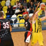 Sršni rozhodli o své výhře až v poslední čtvrtině