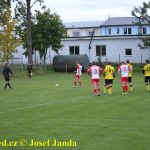 Dražice třetí výhru v řadě nedotáhly. Semice srovnaly v závěru z penalty