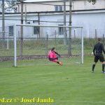 Dražice třetí výhru v řadě nedotáhly. Semice srovnaly v závěru z penalty