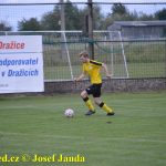 Dražice třetí výhru v řadě nedotáhly. Semice srovnaly v závěru z penalty