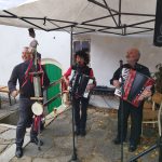 Svatováclavské posezení ve Velešíně zvalo k muzice i unikátním bramborovým plackám