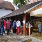 Svatováclavské posezení ve Velešíně zvalo k muzice i unikátním bramborovým plackám