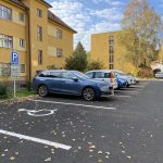 Nové kontejnery na krumlovském sídlišti Špičák nechávají zápach a hluk pod zemí