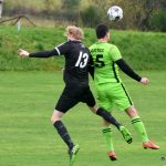 Duel Podolí a Božetic místo gólů přinesl bitku a červené karty