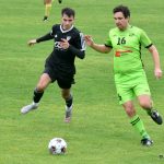 Duel Podolí a Božetic místo gólů přinesl bitku a červené karty