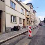 Obyvatelé hradecké Schwaigrovy ulice se dočkají nových chodníků
