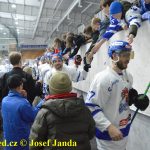 Kohouti zahnali lví smečku do kouta půltuctem už v půlce zápasu