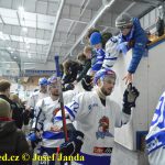 Kohouti zahnali lví smečku do kouta půltuctem už v půlce zápasu