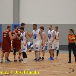 Medvědům trojky nepadaly, přesto porazili Tigers téměř o 20 bodů
