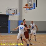 Medvědům trojky nepadaly, přesto porazili Tigers téměř o 20 bodů