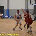 Medvědům trojky nepadaly, přesto porazili Tigers téměř o 20 bodů
