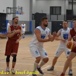 Medvědům trojky nepadaly, přesto porazili Tigers téměř o 20 bodů