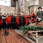 Při Svatohubertské troubené mši v Nezamyslicích nechyběl zpěv ani jelen