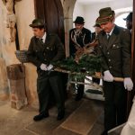 Při Svatohubertské troubené mši v Nezamyslicích nechyběl zpěv ani jelen