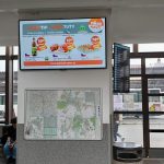 Z autobusového nádraží v Táboře zmizely papírové informační cedule