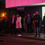 Trikolóra na kostele ve Strakonicích upomínala na výročí 17. listopadu