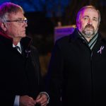 Trikolóra na kostele ve Strakonicích upomínala na výročí 17. listopadu